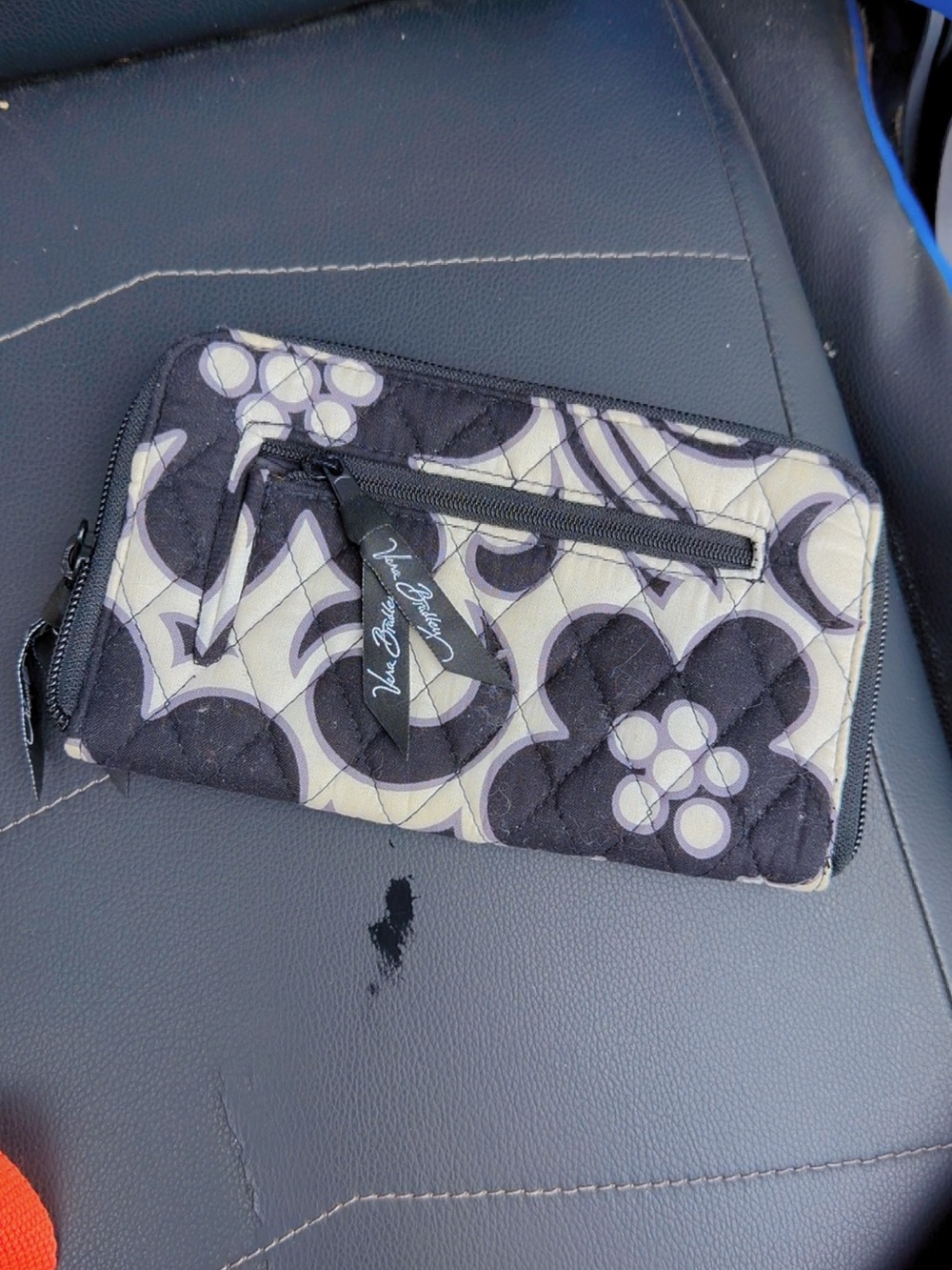 Vera Bradley Black Quilted Zip-Around Organizer Wallet